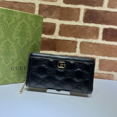 Gucci Wallets & Purse